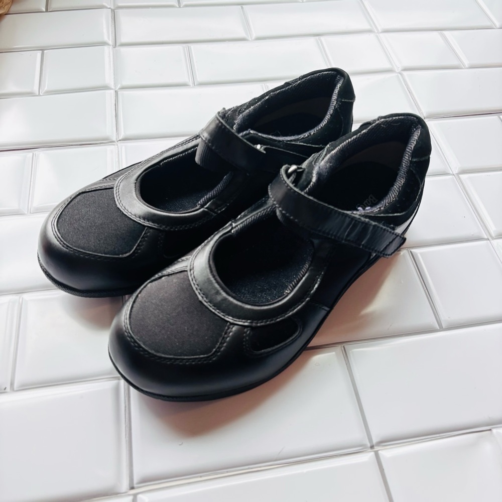 Black‎ Mary Jane Shoes - Picture 3 of 11